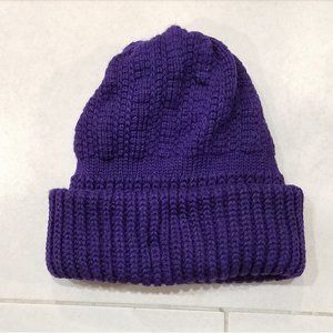 Isotoner purple kids winter hat/beanie